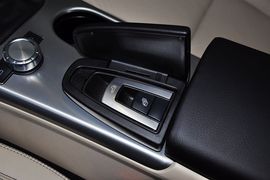 2012款奔驰SLK200时尚型