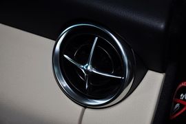 2012款奔驰SLK200时尚型