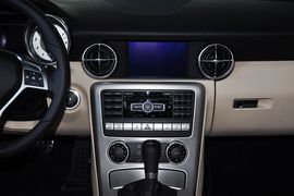 2012款奔驰SLK200时尚型