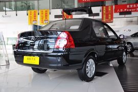 2012款东风雪铁龙爱丽舍三厢20周年纪念版