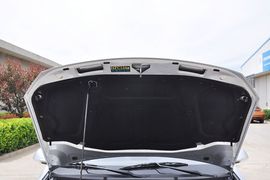 2012款长安CX30三厢1.6L手动豪华型