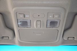 2012款长安CX30三厢1.6L手动豪华型