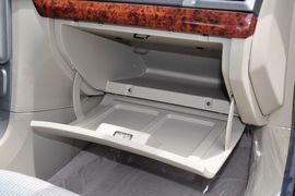 2012款长安CX30三厢1.6L手动豪华型