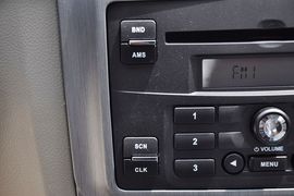 2012款长安CX30三厢1.6L手动豪华型