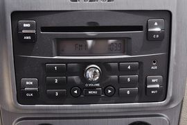 2012款长安CX30三厢1.6L手动豪华型