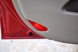 2012款长安逸动1.6L手动舒雅型
