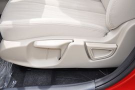 2012款长安逸动1.6L手动舒雅型
