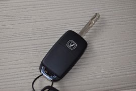 2012款长安逸动1.6L手动舒雅型