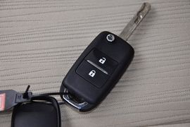 2012款长安逸动1.6L手动舒雅型