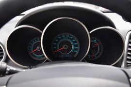 2012款长安逸动1.6L手动舒雅型