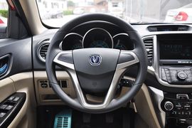 2012款长安逸动1.6L手动舒雅型