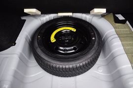 长安新悦翔三厢1.5L手动豪华型