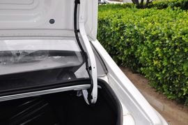 长安新悦翔三厢1.5L手动豪华型