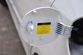 长安新悦翔三厢1.5L手动豪华型