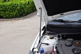 长安新悦翔三厢1.5L手动豪华型