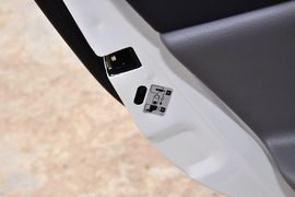 长安新悦翔三厢1.5L手动豪华型