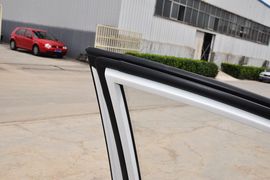 长安新悦翔三厢1.5L手动豪华型