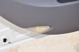 长安新悦翔三厢1.5L手动豪华型