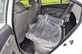 长安新悦翔三厢1.5L手动豪华型