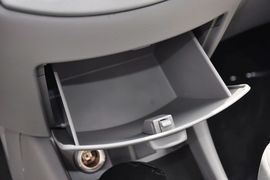 长安新悦翔三厢1.5L手动豪华型