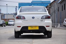 长安新悦翔三厢1.5L手动豪华型