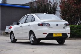 长安新悦翔三厢1.5L手动豪华型