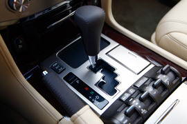 2012款雷克萨斯LX570试驾实拍