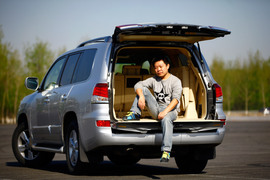 2012款雷克萨斯LX570试驾实拍