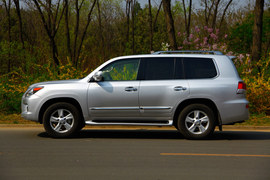 2012款雷克萨斯LX570试驾实拍