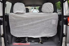 2012款郑州日产帅客2.0L自动豪华型