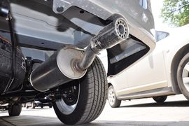 2012款郑州日产帅客2.0L自动豪华型