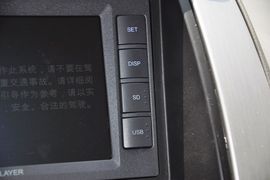 2012款郑州日产帅客2.0L自动豪华型