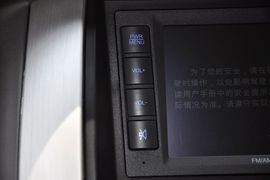 2012款郑州日产帅客2.0L自动豪华型