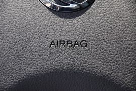 2012款郑州日产帅客2.0L自动豪华型