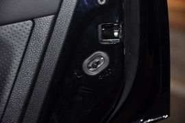 2012款东风日产奇骏2.5L
