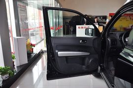 2012款东风日产奇骏2.5L