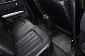 2012款东风日产奇骏2.5L