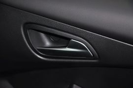 2012款福特福克斯两厢1.6L手动舒适型