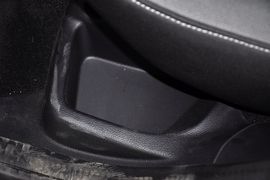 2012款福特福克斯两厢1.6L手动舒适型