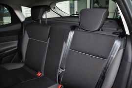2012款福特福克斯两厢1.6L手动舒适型