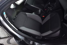 2012款福特福克斯两厢1.6L手动舒适型