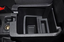 2012款福特福克斯两厢1.6L手动舒适型