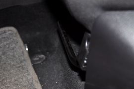 2012款福特福克斯两厢1.6L手动舒适型