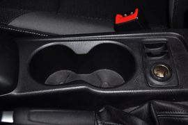 2012款福特福克斯两厢1.6L手动舒适型