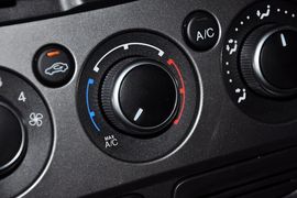 2012款福特福克斯两厢1.6L手动舒适型