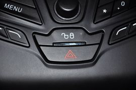 2012款福特福克斯两厢1.6L手动舒适型