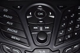 2012款福特福克斯两厢1.6L手动舒适型