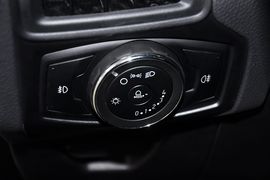 2012款福特福克斯两厢1.6L手动舒适型