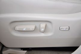 2012款雷克萨斯RX270豪华版