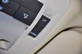2012款雷克萨斯RX270豪华版